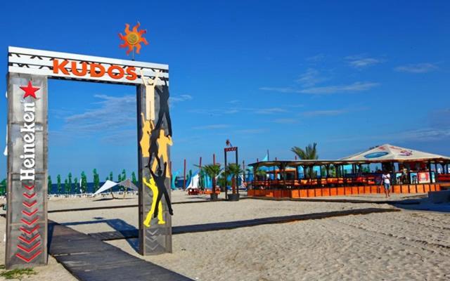 Twin Residence Five Mamaia Eksteriør bilde