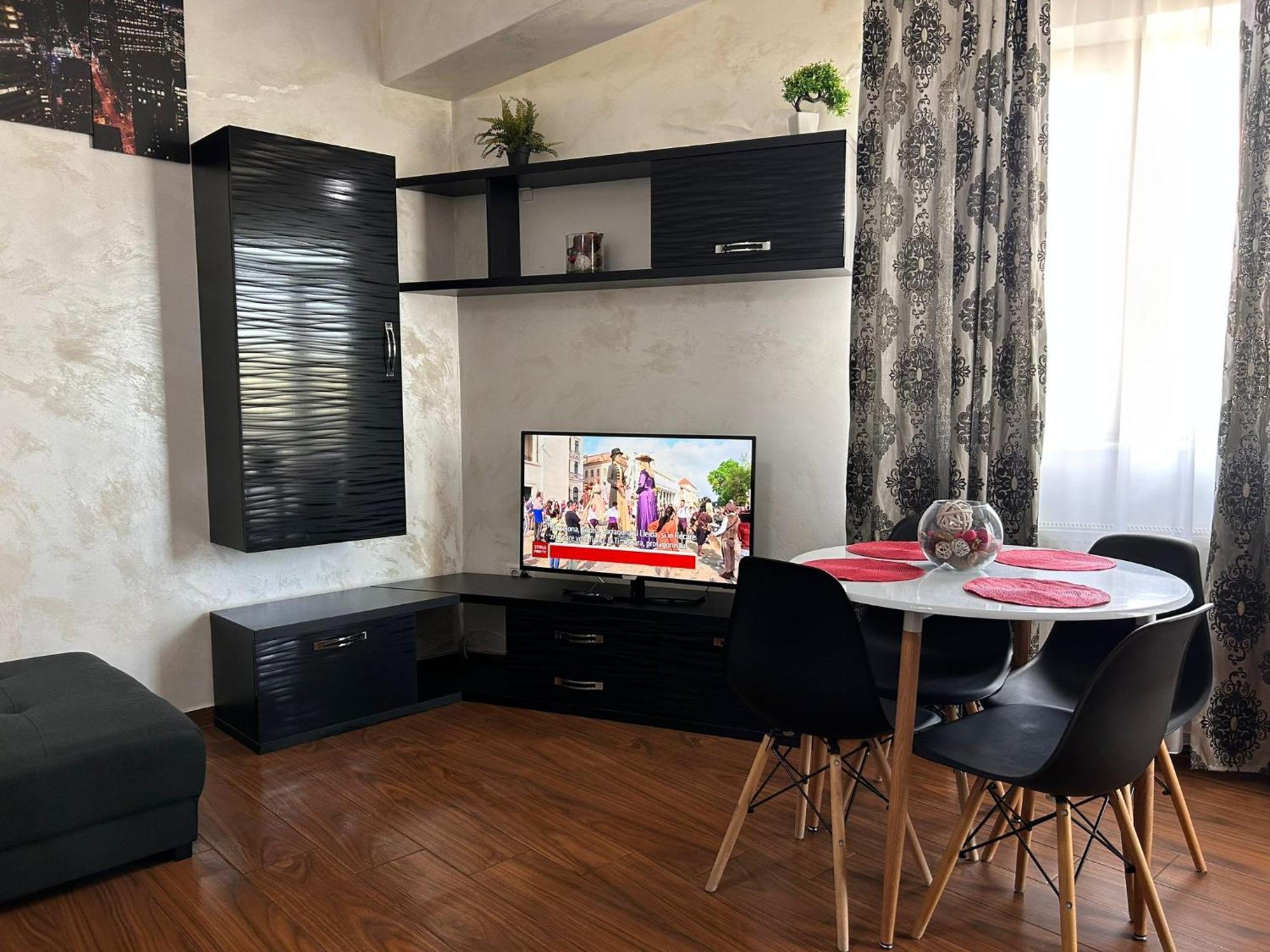 Twin Residence Five Mamaia Eksteriør bilde